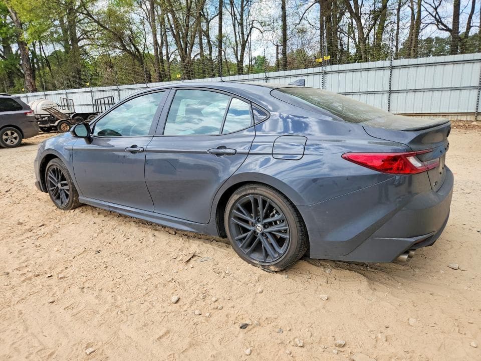 2025 TOYOTA CAMRY SE 2