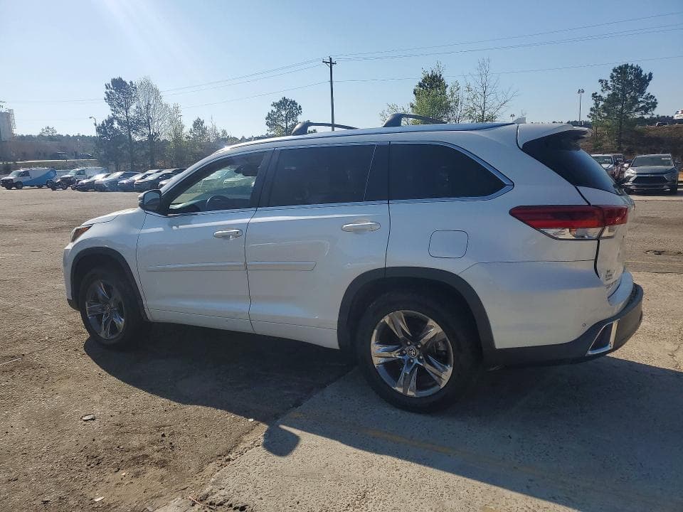 2018 TOYOTA HIGHLANDER LIMITED PLATINUM 2