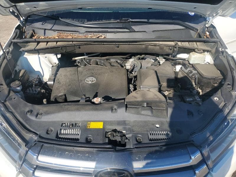 2018 TOYOTA HIGHLANDER LIMITED PLATINUM 12