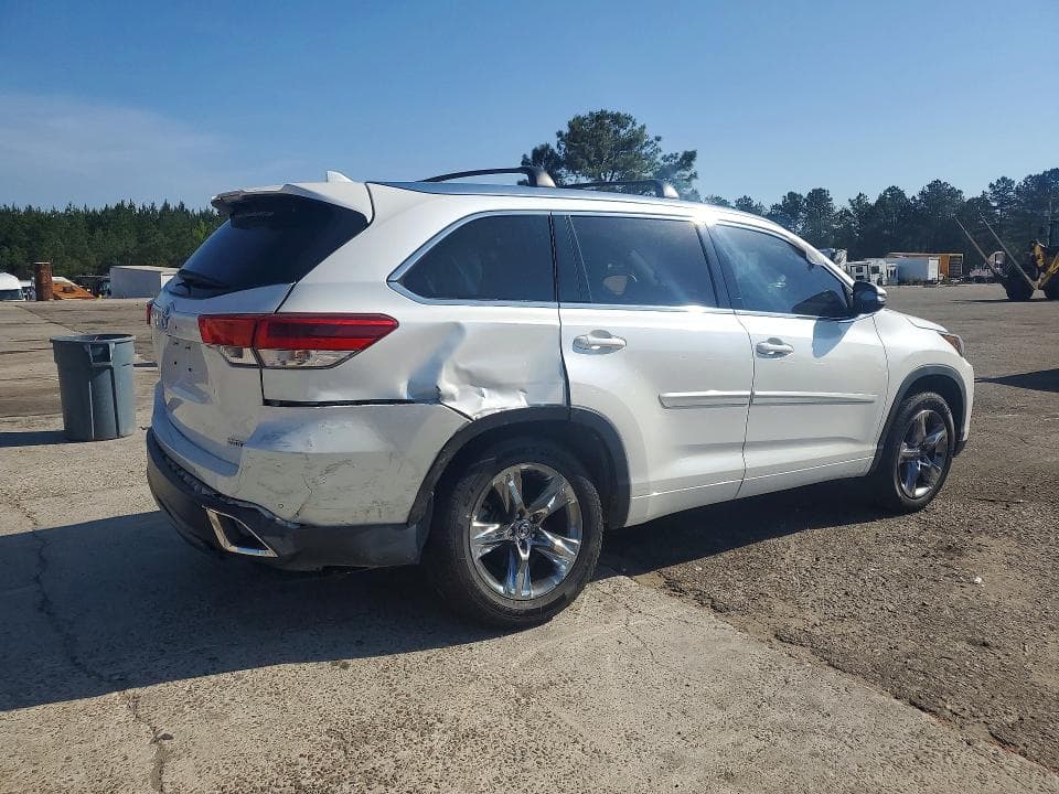 2018 TOYOTA HIGHLANDER LIMITED PLATINUM 3