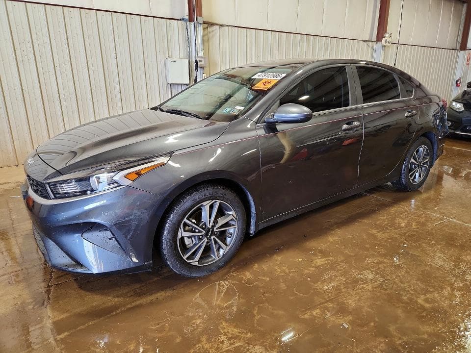 2024 KIA FORTE LXS 1