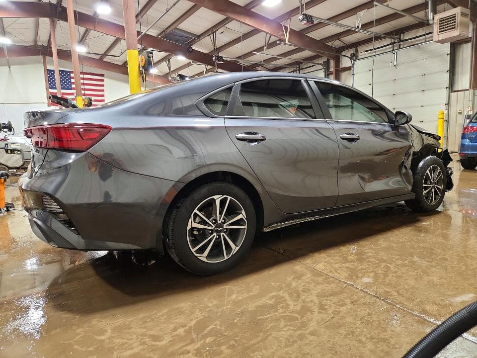 2024 KIA FORTE LXS 3