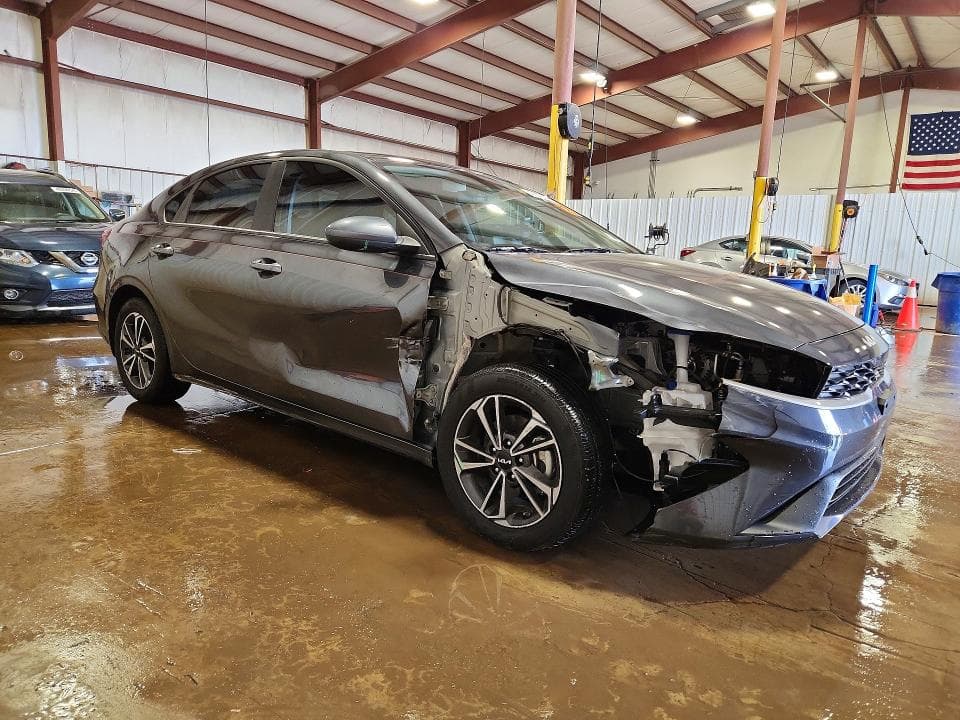 2024 KIA FORTE LXS 4