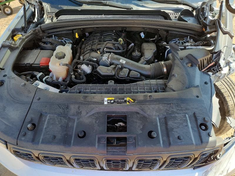 2024 JEEP GRAND CHEROKEE L LAREDO 12