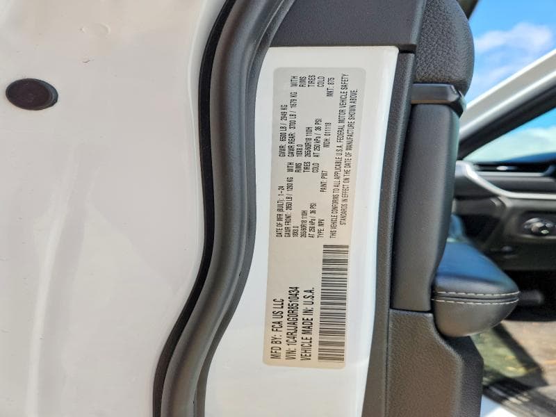 2024 JEEP GRAND CHEROKEE L LAREDO 13