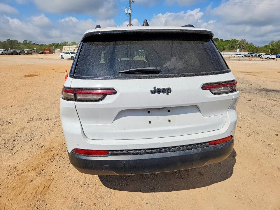 2024 JEEP GRAND CHEROKEE L LAREDO 6