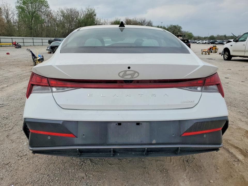 2024 HYUNDAI ELANTRA LIMITED 6