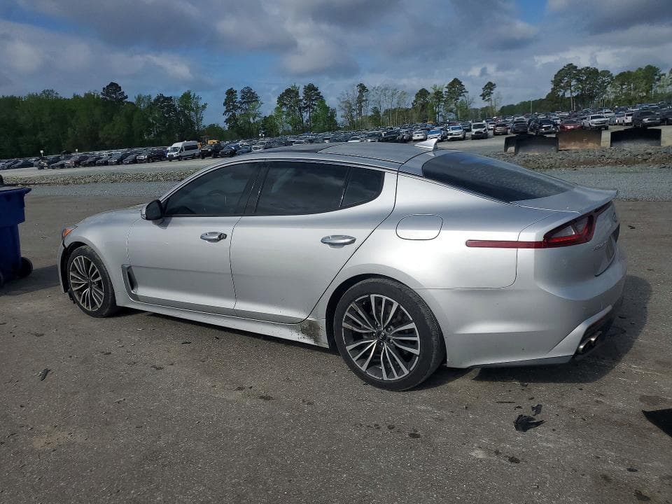 2018 KIA STINGER PREMIUM PREMIUM 2