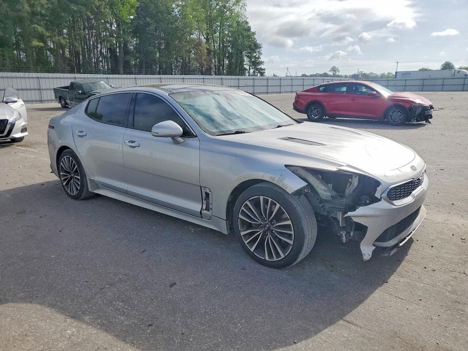 2018 KIA STINGER PREMIUM PREMIUM 4