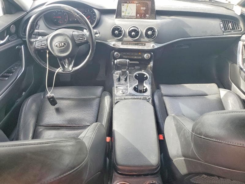 2018 KIA STINGER PREMIUM PREMIUM 8