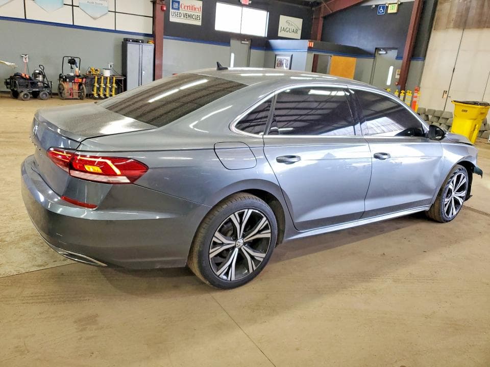 2021 VOLKSWAGEN PASSAT SE SE 4
