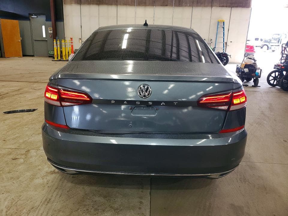 2021 VOLKSWAGEN PASSAT SE SE 7