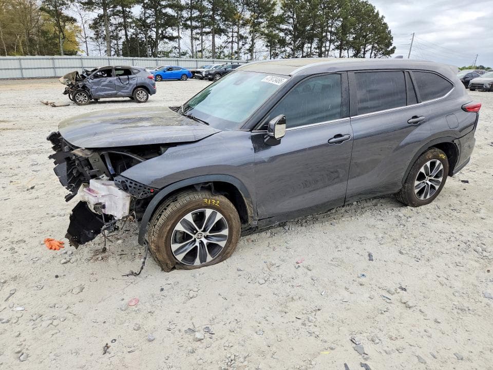 2023 TOYOTA HIGHLANDER XLE XLE - 1