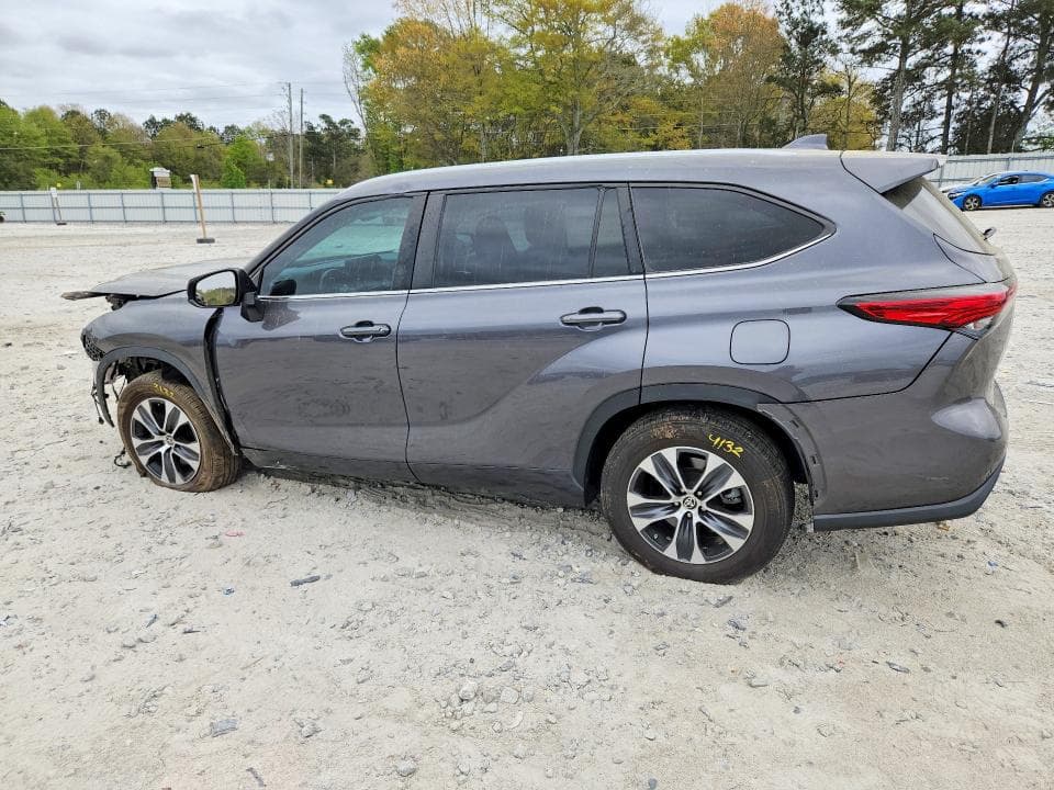 2023 TOYOTA HIGHLANDER XLE XLE 2