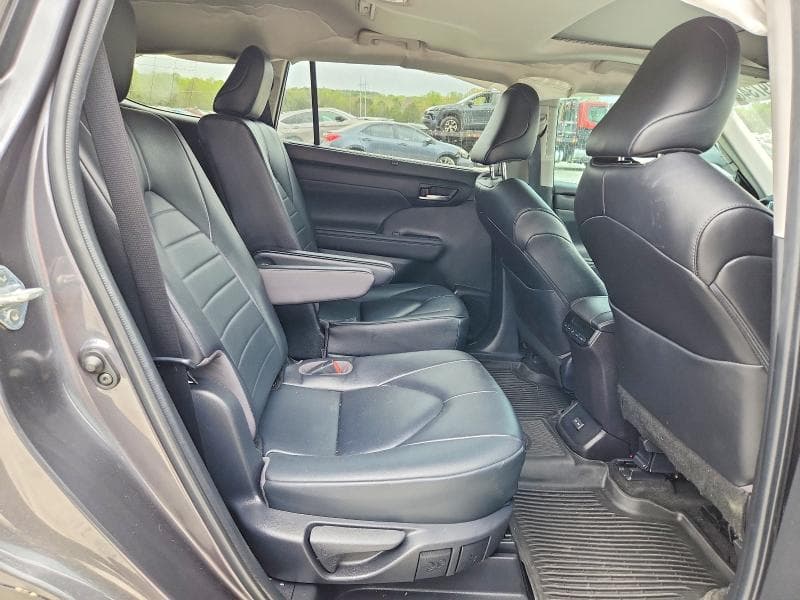 2023 TOYOTA HIGHLANDER XLE XLE 11