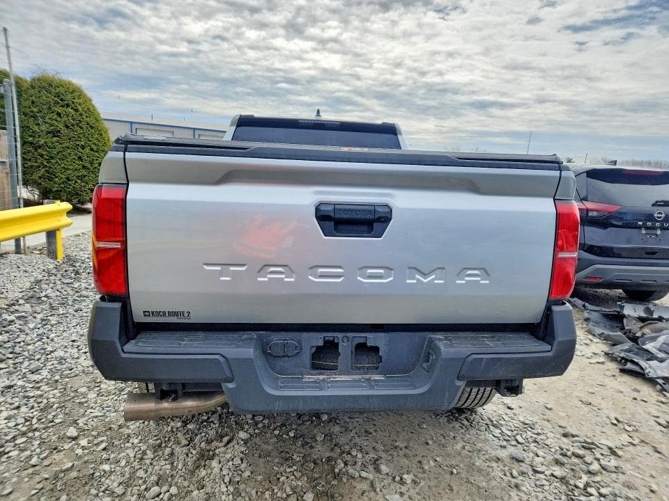 2025 TOYOTA TACOMA SR 6