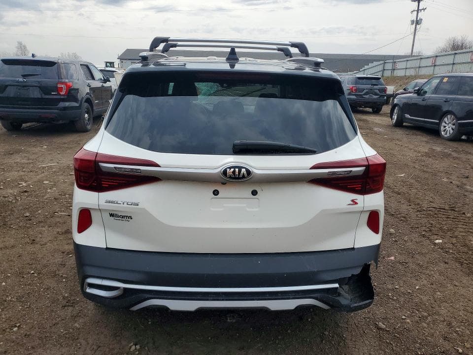2021 KIA SELTOS S S 6