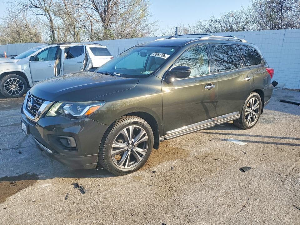 2017 NISSAN PATHFINDER PLATINUM - 1