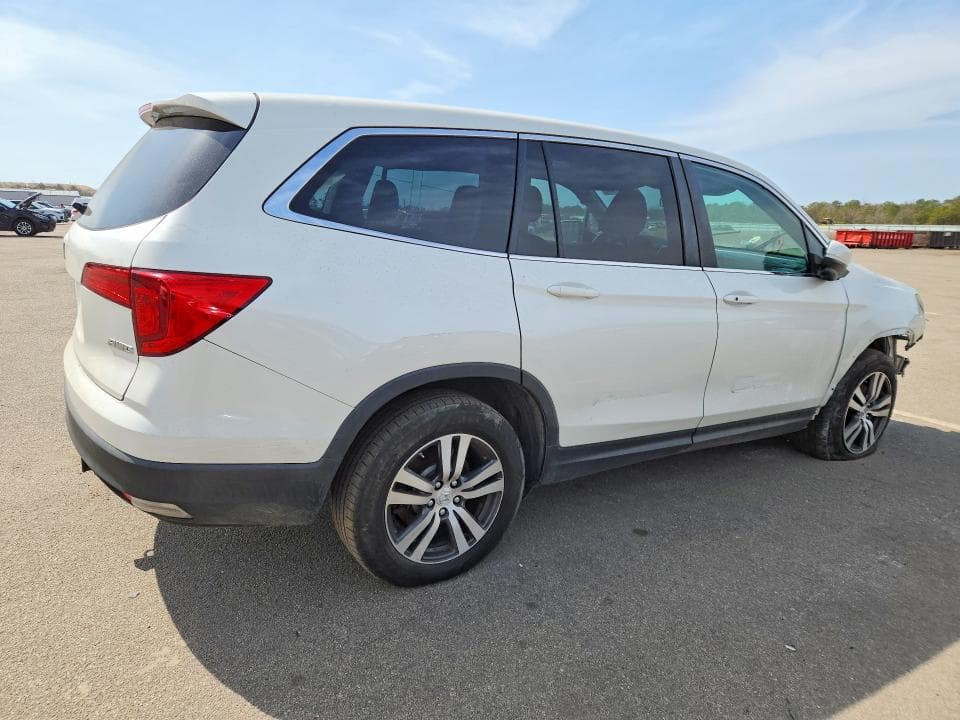 2018 HONDA PILOT EX EX 3