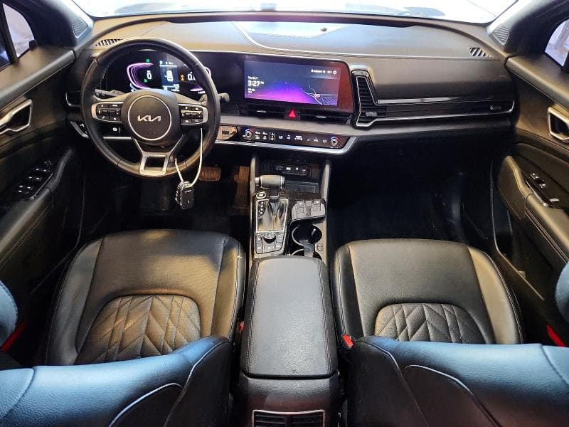 2023 KIA SPORTAGE X-LINE 8