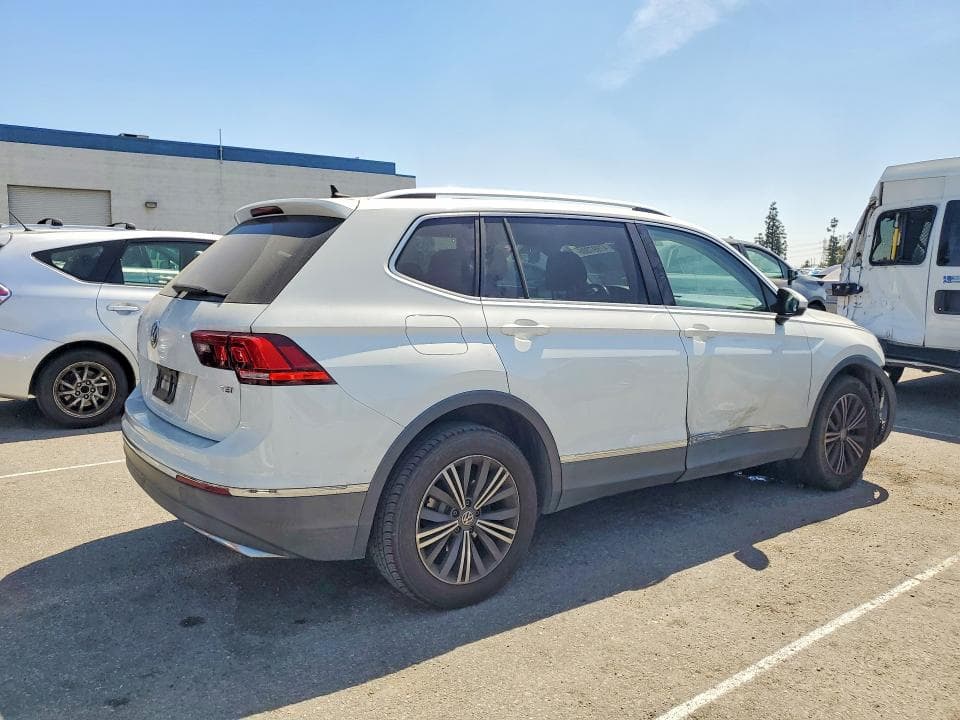 2018 VOLKSWAGEN TIGUAN SE 3