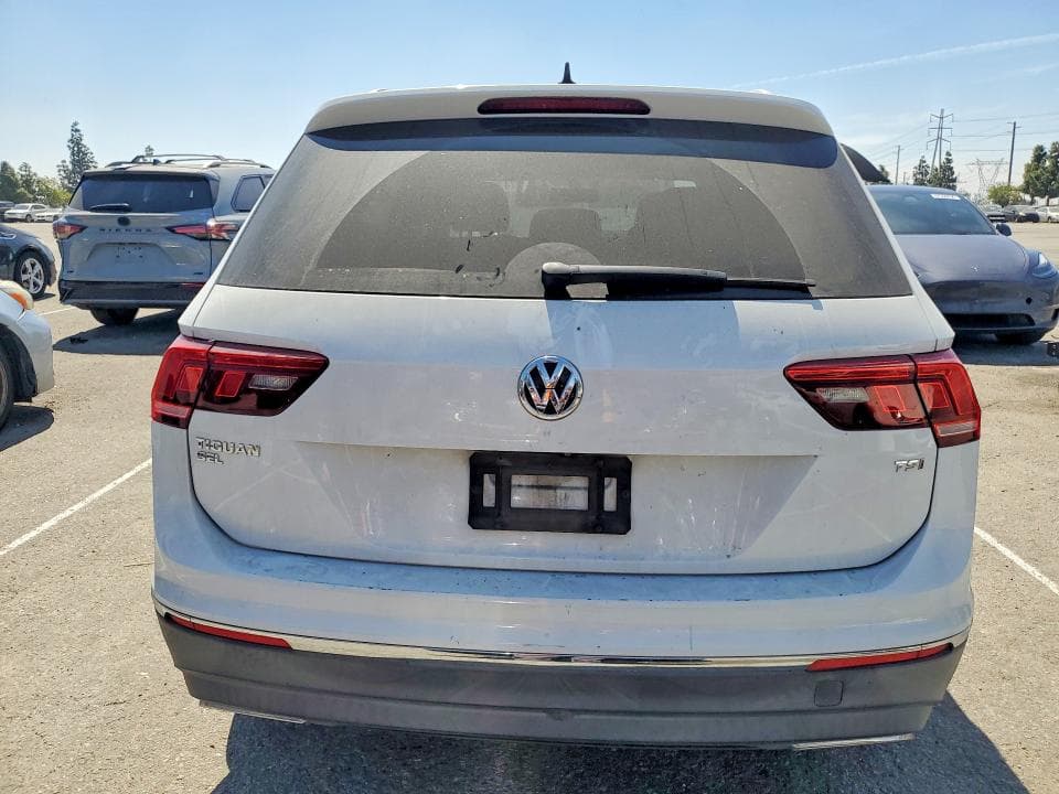 2018 VOLKSWAGEN TIGUAN SE 6