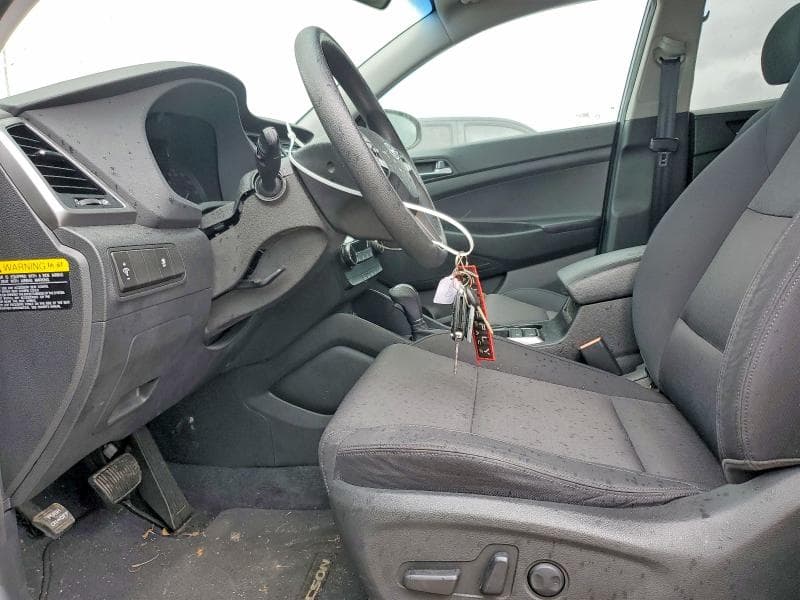 2017 HYUNDAI TUCSON SE 7