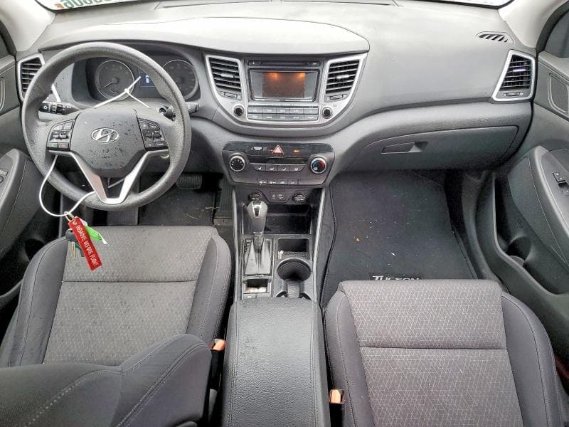 2017 HYUNDAI TUCSON SE 8
