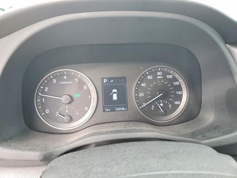 2017 HYUNDAI TUCSON SE 9