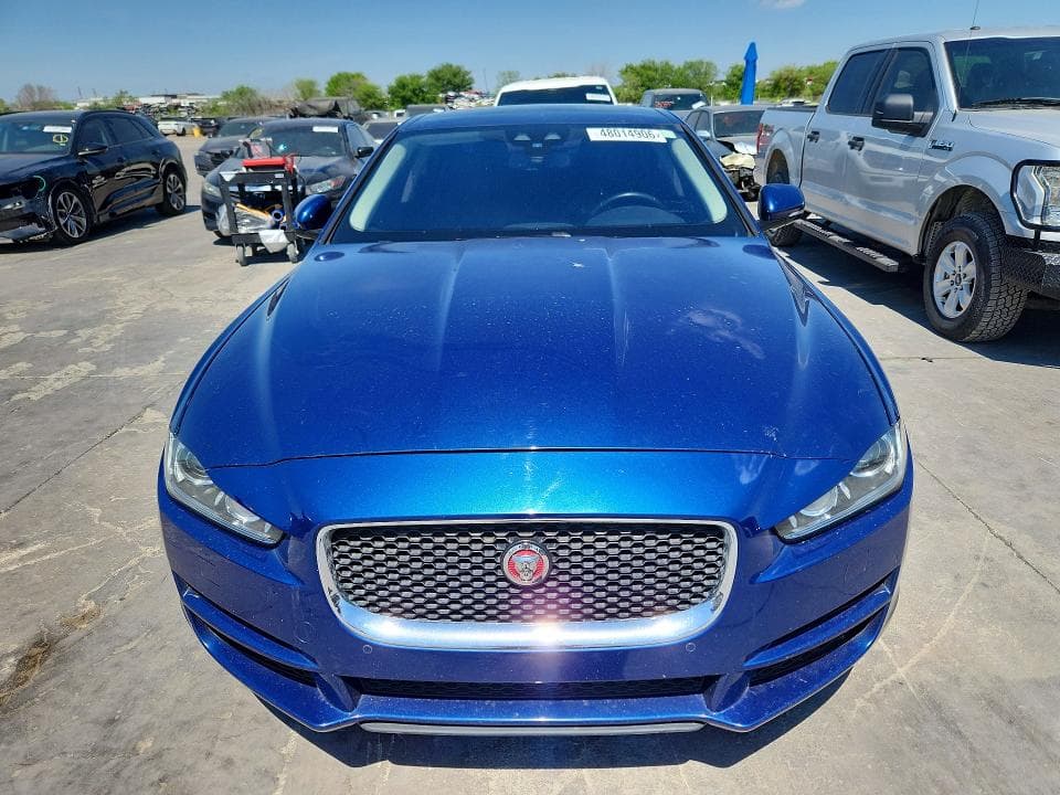 2017 JAGUAR XE PREMIUM 5