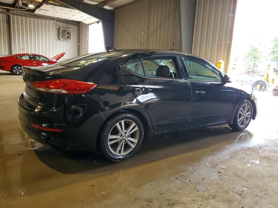 2017 HYUNDAI ELANTRA SE 3