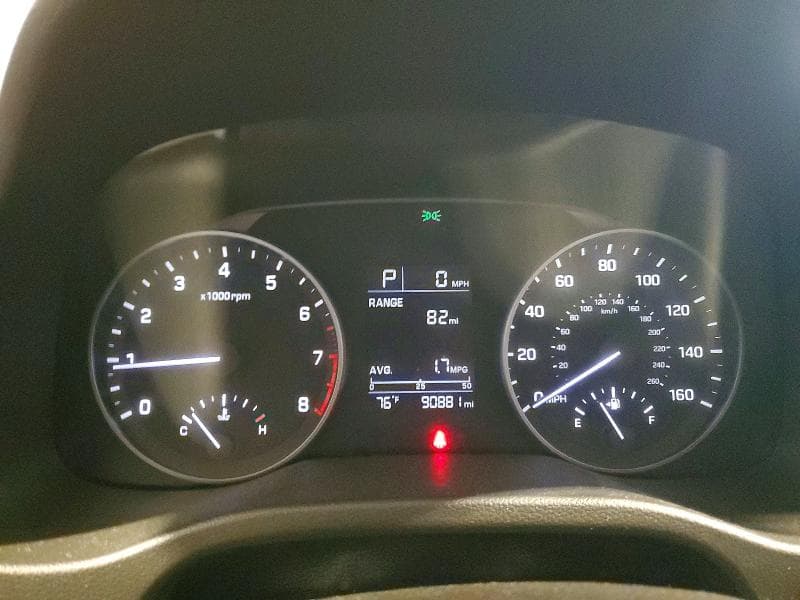 2017 HYUNDAI ELANTRA SE 9