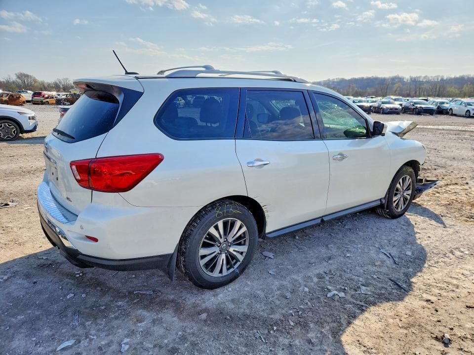 2017 NISSAN PATHFINDER SL SL 3