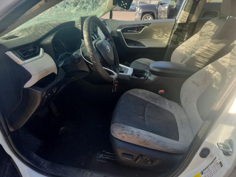 2021 TOYOTA RAV4 XLE 7