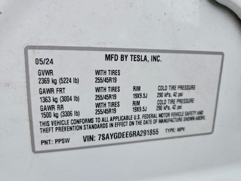 2024 TESLA MODEL Y 15