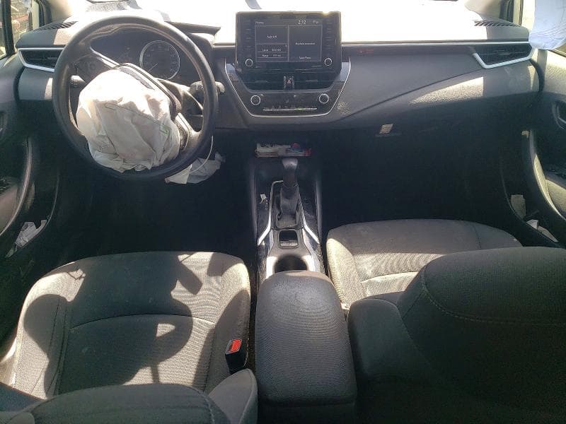 2022 TOYOTA COROLLA LE LE 8