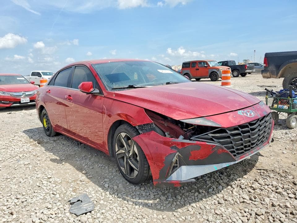 2023 HYUNDAI ELANTRA LIMITED 4