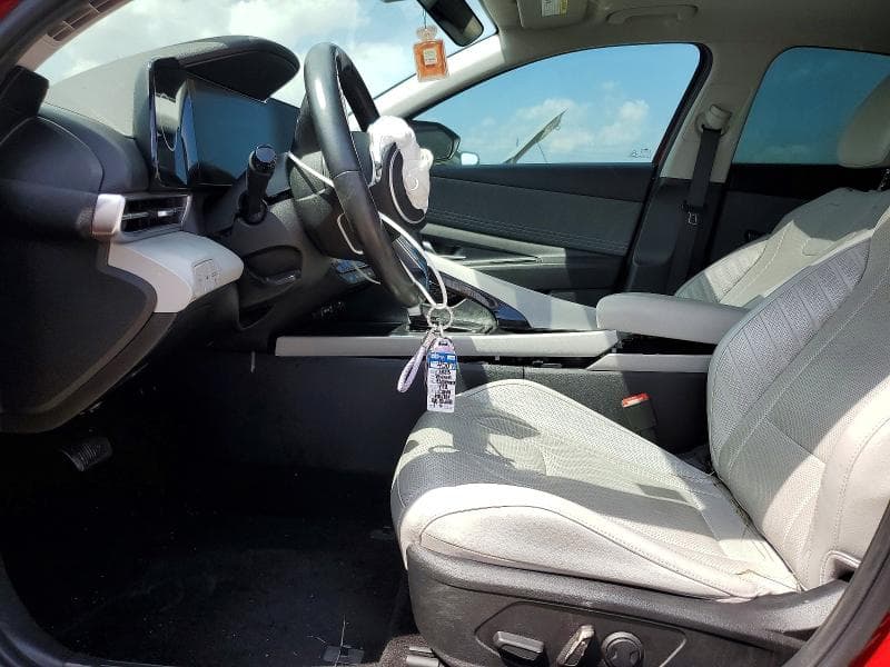 2023 HYUNDAI ELANTRA LIMITED 7