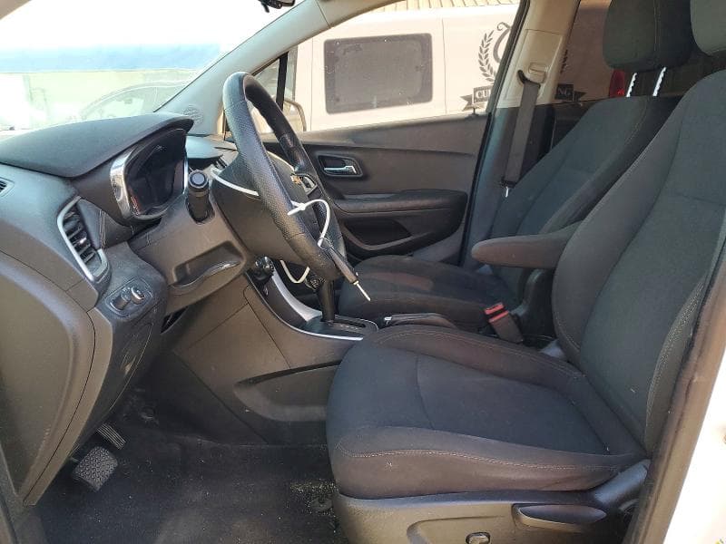 2020 CHEVROLET TRAX LS 7