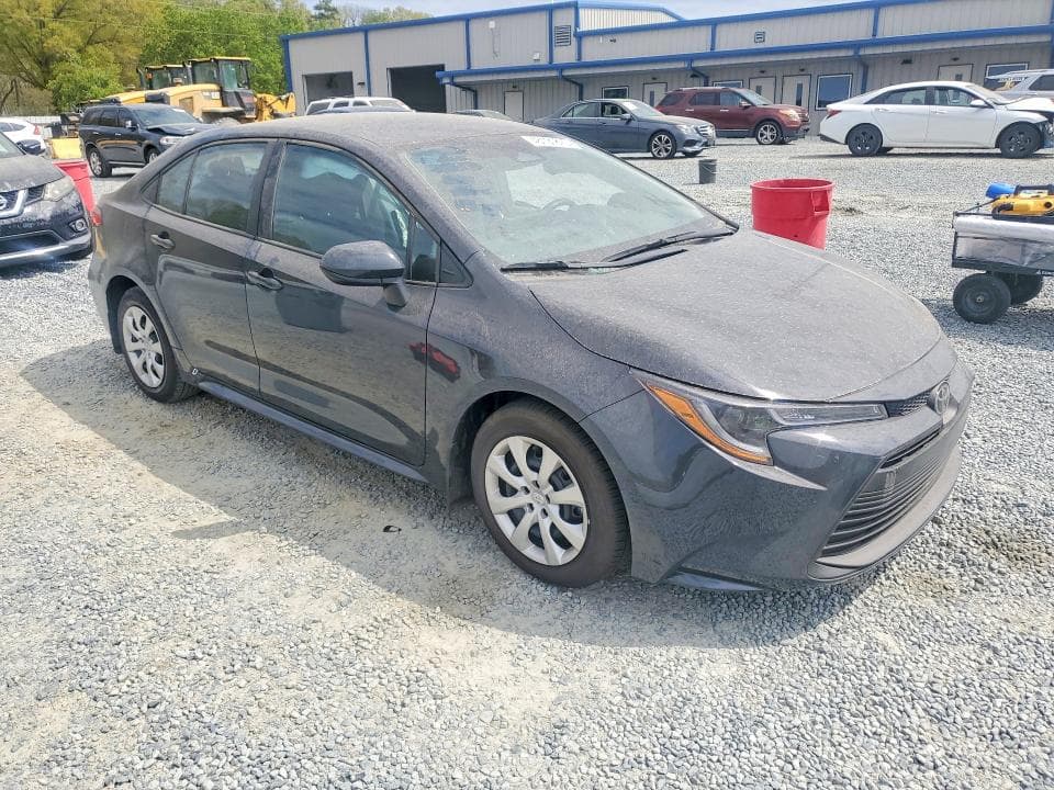 2026 TOYOTA COROLLA LE 4