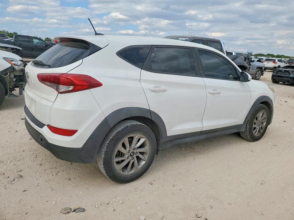 2017 HYUNDAI TUCSON SE SE 3