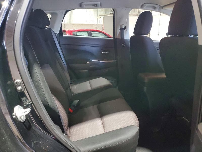 2019 MITSUBISHI OUTLANDER SPORT ES 11