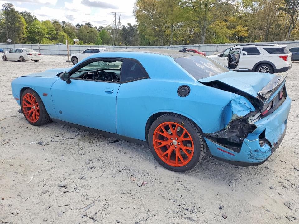 2016 DODGE CHALLENGER SRT 392 2