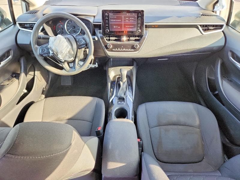 2020 TOYOTA COROLLA LE 8