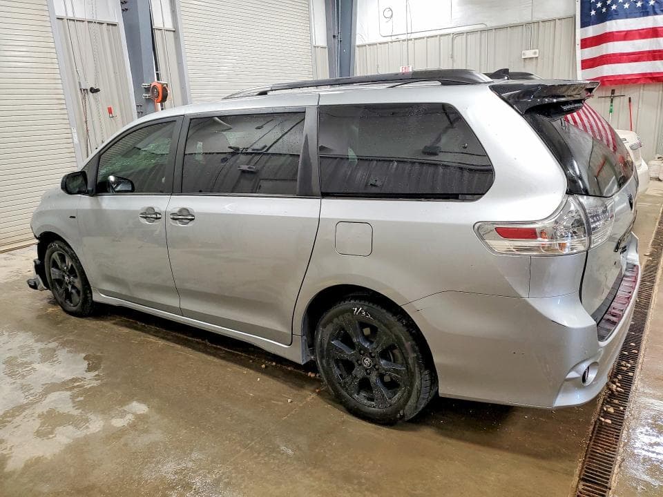 2020 TOYOTA SIENNA SE 7-PASSENGER SE 7-PASSENGER 2