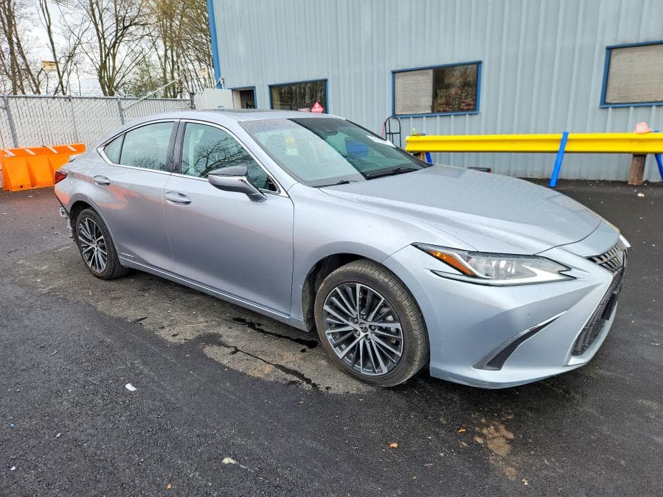 2022 LEXUS ES 300H BASE 4