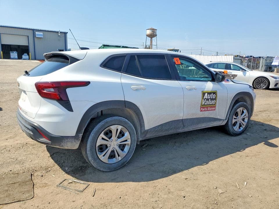 2025 CHEVROLET TRAX LS 3