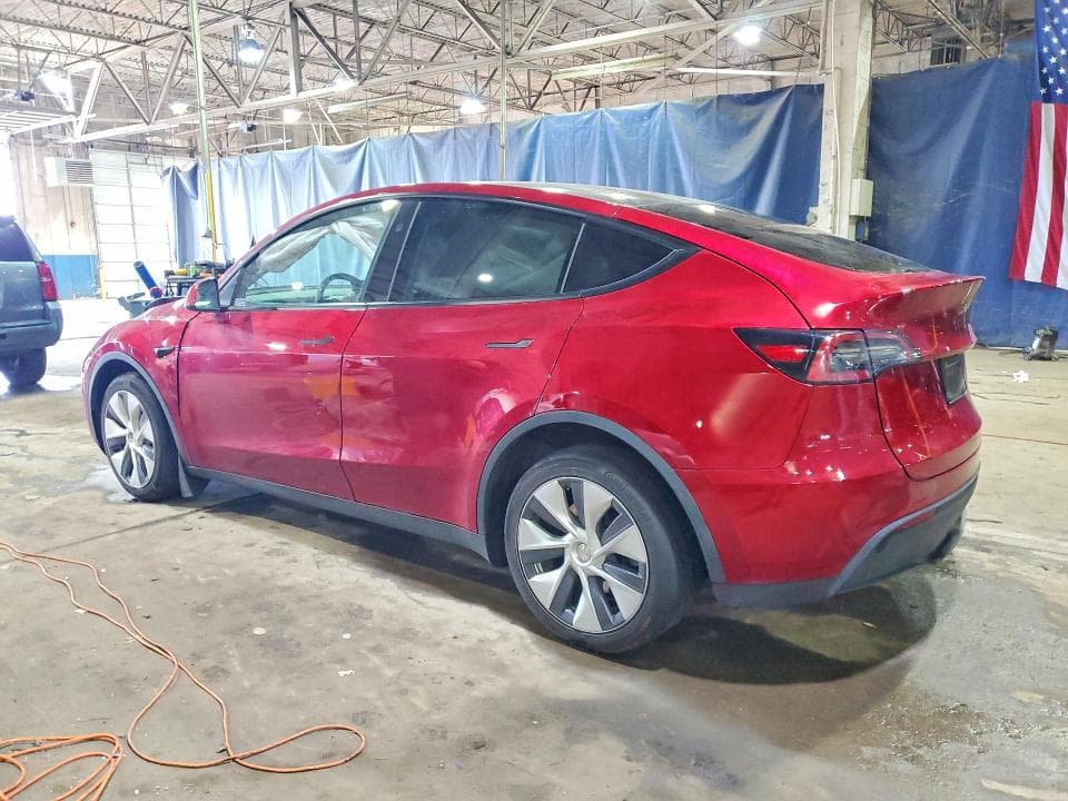 2024 TESLA MODEL Y 2