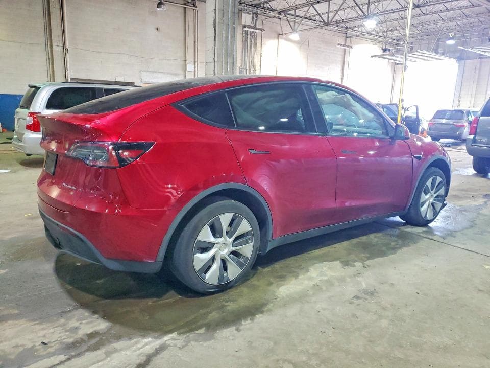 2024 TESLA MODEL Y 3