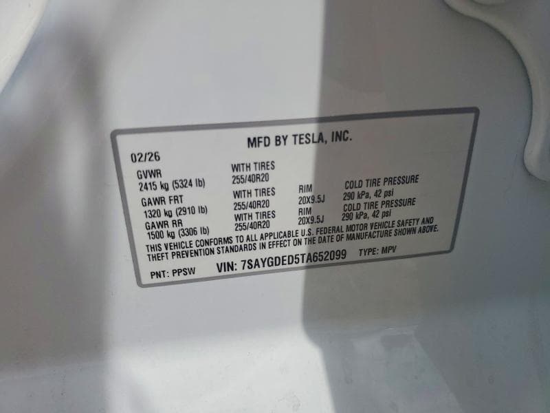 2026 TESLA MODEL Y 12